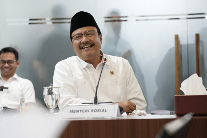 
					Kemensos Siap Kerahkan Jutaan KPM Dukung Koperasi Desa Merah Putih